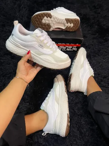 Promoção Tênis Premium Vans