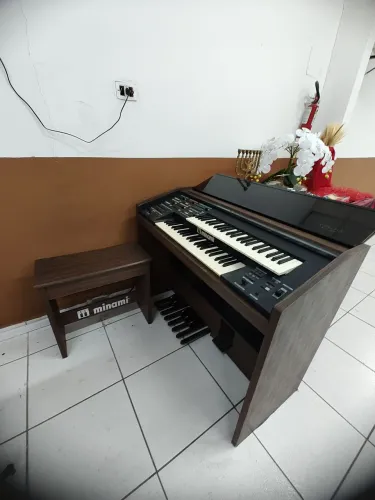 ÓRGÃO MINAMI 1800 - SERIE OURO