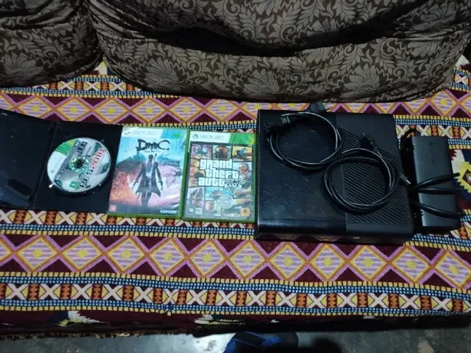 Xbox 360 super slim
