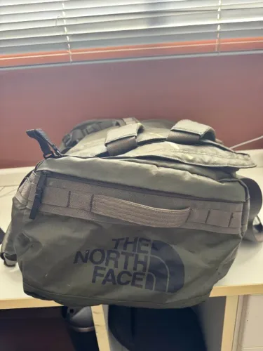 Mochila/Bolsa Duffel The North Face Base Camp Voyager 62L Verde