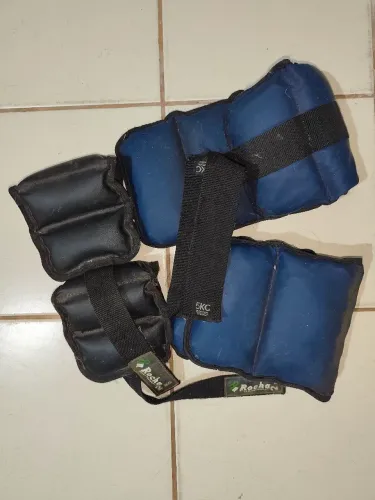 Caneleiras 5 kg e 2 kg - 90,00 
