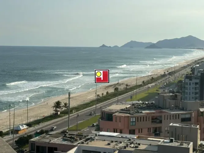 Vendo 4Q no melhor prédio de Alfabarra, 220m², na praia da Barra, alto, ônibus, clube, pis