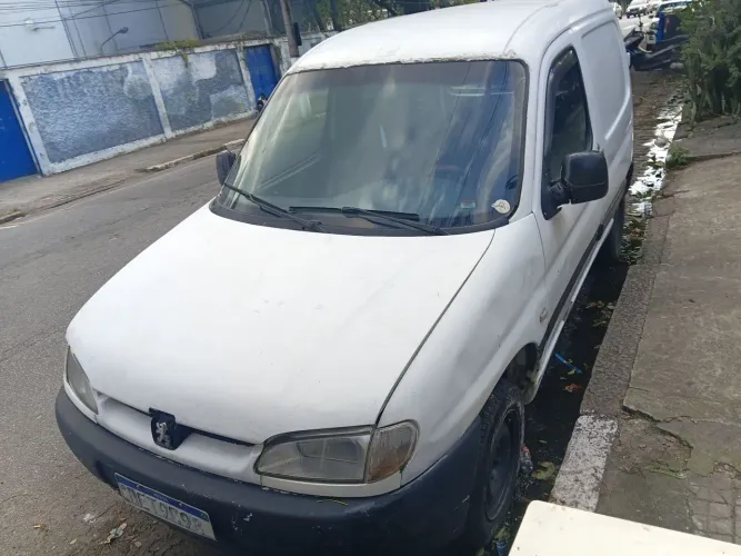 Peugeot Partner Furgão 1.8 3P 2001