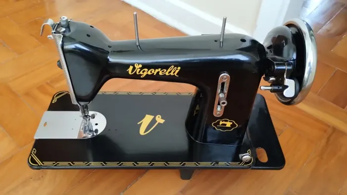 Máquina de costura Vigorelli Ler a Descrição 