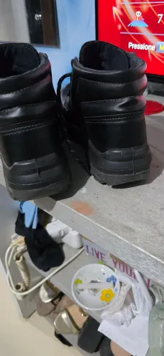 Bota cano médio
