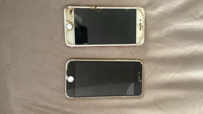 Dois iphones 7 para retirada de peças
