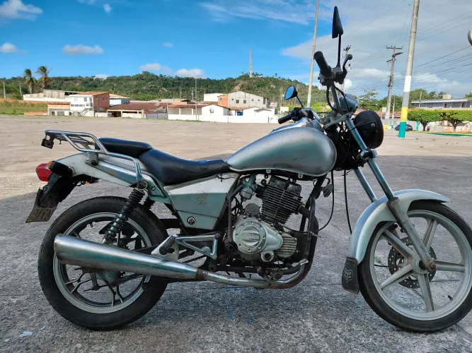 Moto Dafra Kansas 150