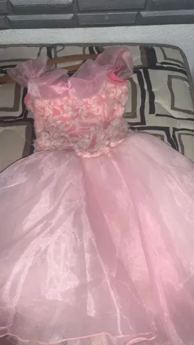 Vendo Roupa de Princesa