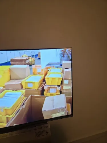 Tv 43" britania roku com defeito
