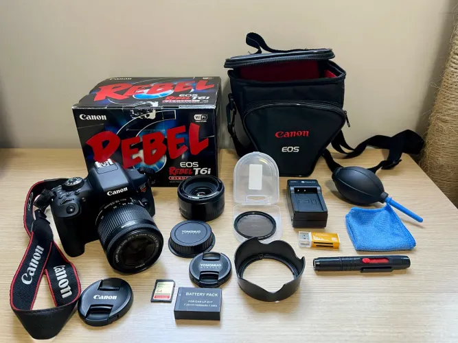 Vendo Câmera Fotográfica Cânon T6i