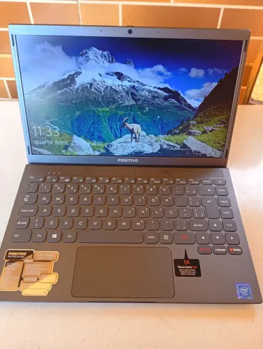 Notebook positivo semi novo