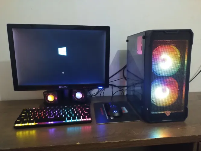 PC Gamer i5 3a Geração 4GB DDR3 HD 512GB Gabinete RGB Vidro 2 Fans Led