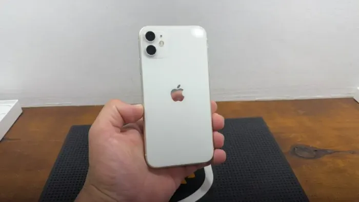iPhone 11 (128GB) SEMINOVO!
