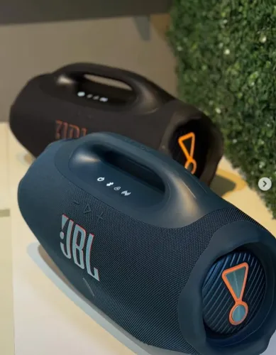 Caixa de som JBL Boombox 4