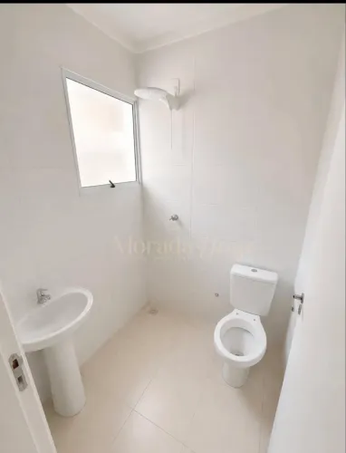 Casa em condomínio fechado