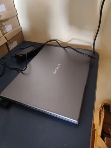 Notebook Lenovo (2 meses de uso)na garantia ainda