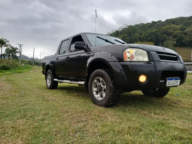 Nissan Frontier Se/se Strik/one CD 4X4 2.8 Dies 2004