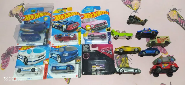 Hot Wheels Simpsons Acceleracers Teku  + Pixar Cars