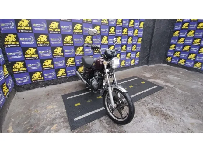 Suzuki Intruder 125 2013