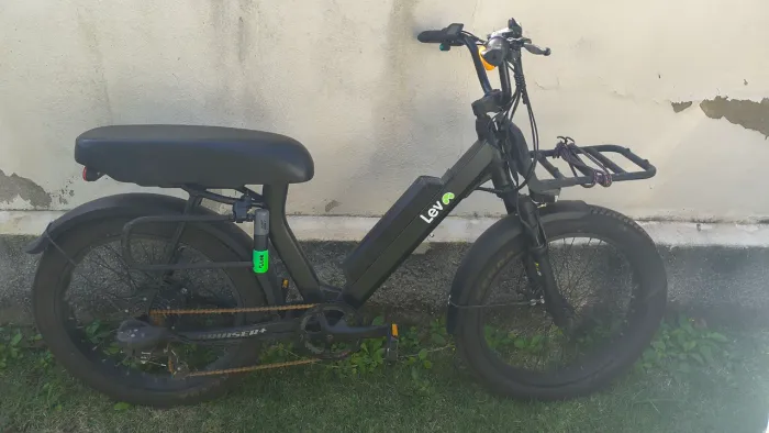 Bike bicicleta elétrica Lev Cruiser PLUS somente 10km rodados