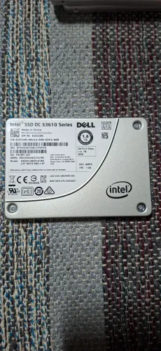 SSD Intel sata DC S3610 1.6tb enterprise 6Gbps sff (100% saúde)