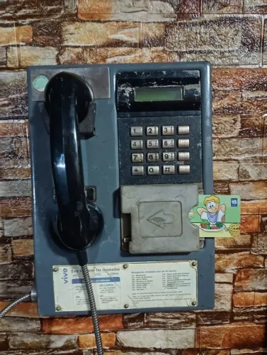 Telefone Antigo de Orelhão