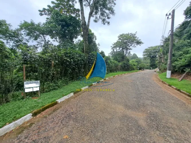 TERRENO EM ILHABELA COM VISTA PARA O MAR - ESCRITURA DEFINITIVA - EM CONDOMÍNIO