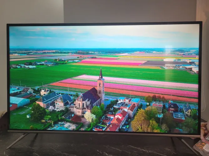 Tv 50' Semp TCL Led 4K HDR 