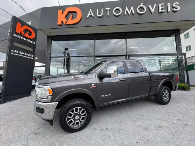 Ram 3500 Limited Longhorn 6.7 TB CD Diesel 2024