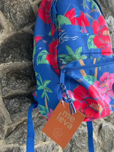 mochila Farm modelo Xodó- Rio de Flores