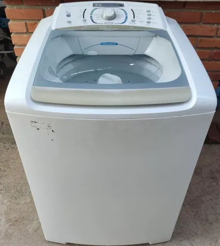 VENDO MÁQUINA DE LAVAR ROUPA ELECTROLUX 15KG