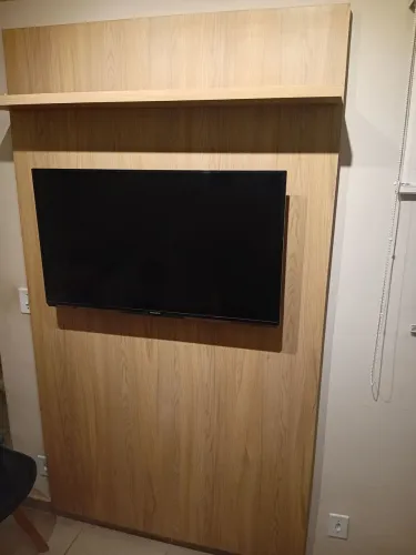 Painel Home Suspenso Madeira
