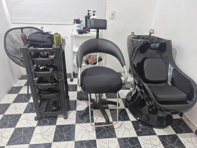 Móveis para salão adulto