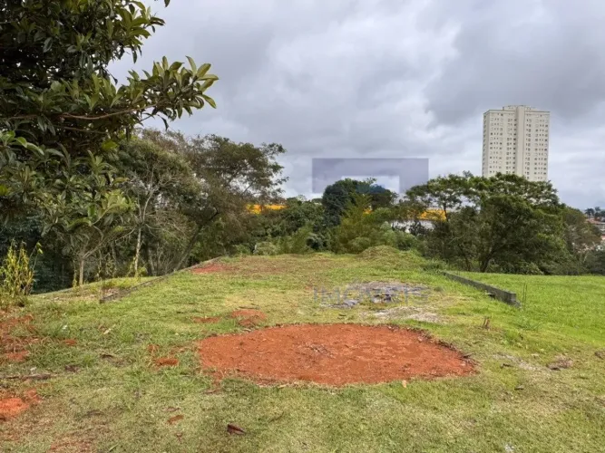 LOTE PLANO DE 288 M2 À VENDA - REAL PARK RESERVA VILA OLIVEIRA