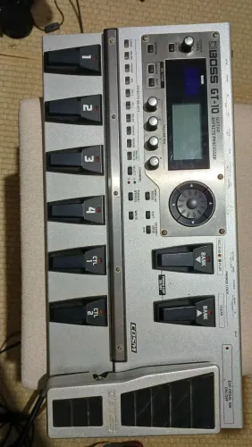 Pedaleira Boss GT 10 Guitarra