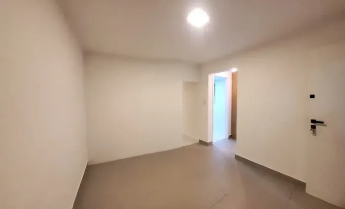 LOCAÇÃO - PINHEIROS 01 DORMITÓRIO 32M2 AÚ ARMÁRIO VAGA PRÓXIMO METRÔ CLÍNICAS!!!