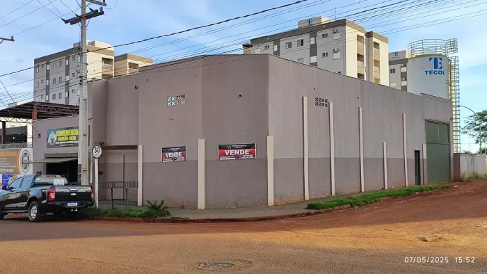 Imóvel diferenciado de esquina