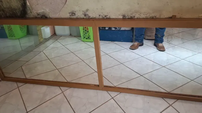 Moldura com espelho