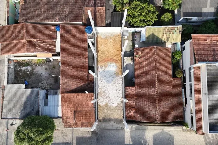 Terreno com estrutura de galpão pré moldado no Bela Vista