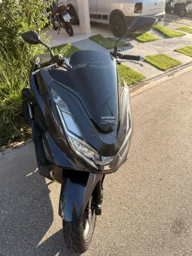 Pcx 160 muito nova ótima oportunidade 