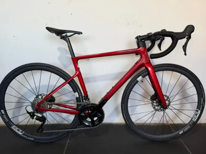 Cannondale SuperSix EVO Hi-MOD - Tamanho 51 | Shimano 105 12v | DT Swiss