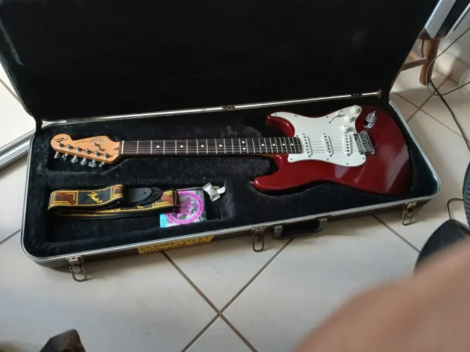 Fender stratocaster american standard 40th anniversary