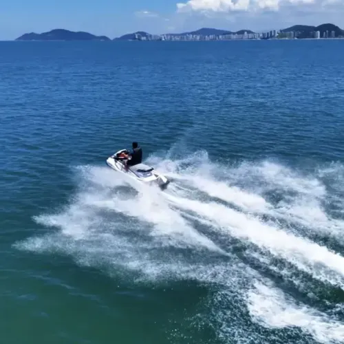 Jet Ski Yamaha VX - Motor TR-1 1050 cc - 3 Pessoas