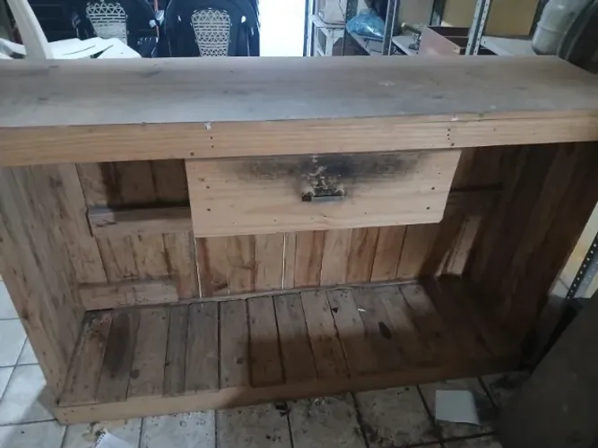 Balcão Madeira Pallet c/ Gaveta