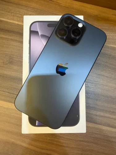 iPhone 16 Pro Max 256GB - Na garantia Apple