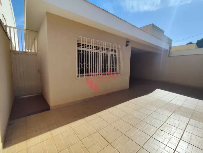 Imóvel Comercial Para Alugar no Jardim Irajá em Ribeirão Preto