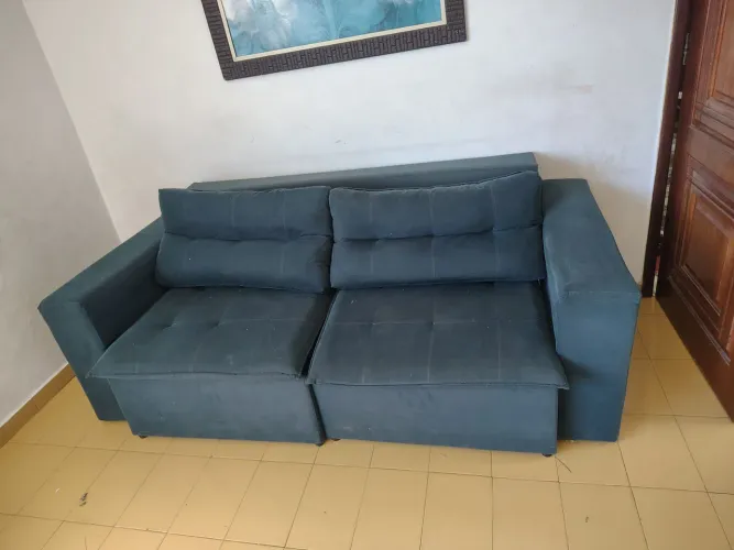 Sofá retrátil em perfeito estado