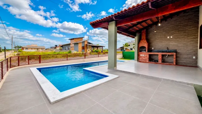 Vendo casa no condomínio Fazenda real 1