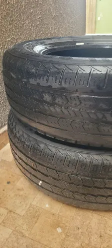 Pneu aro 17 225 65 meia vida dois por R$300