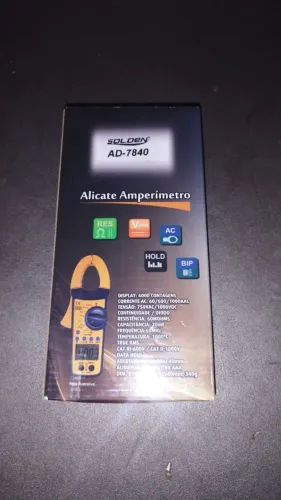 Alicate amperímetro Ad- 7840